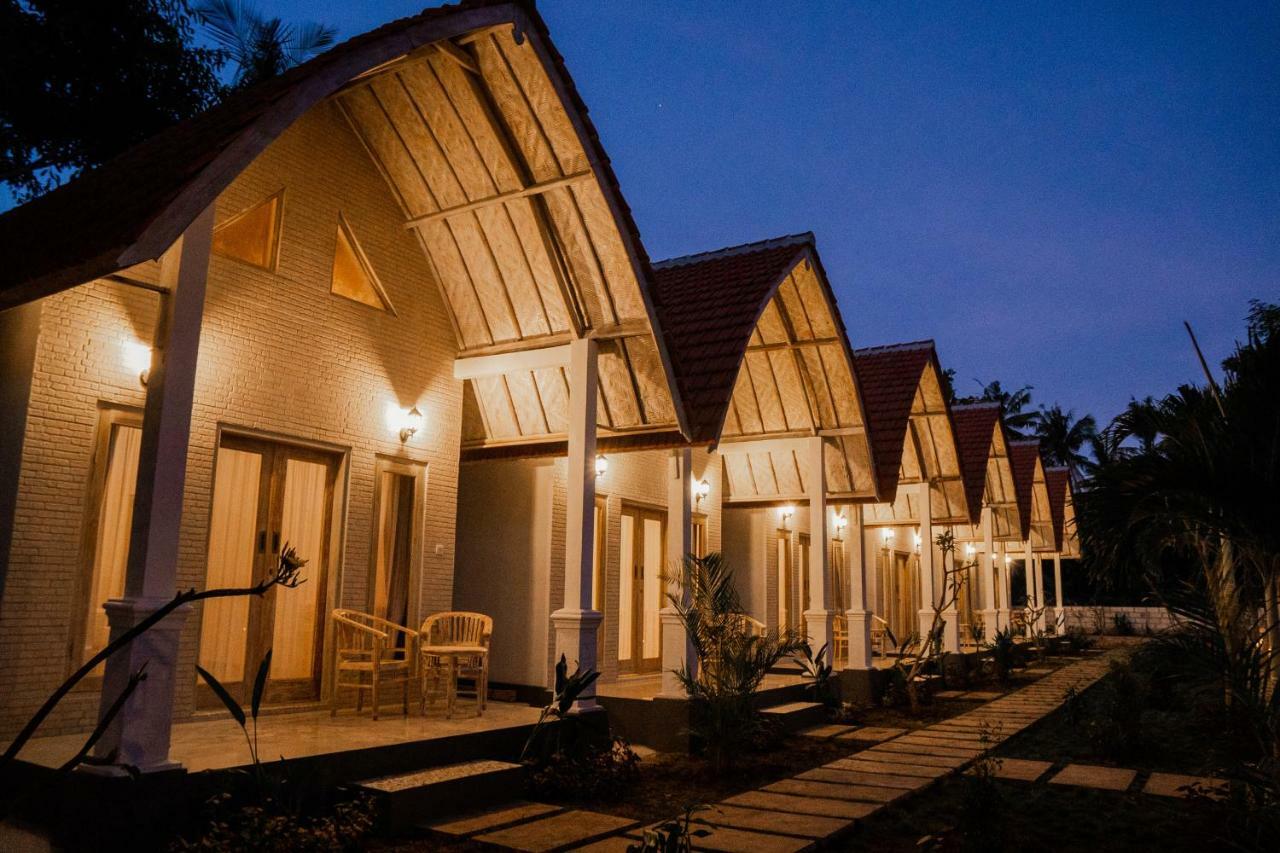 Kayu Kuning Cottage Toyapakeh Exteriör bild